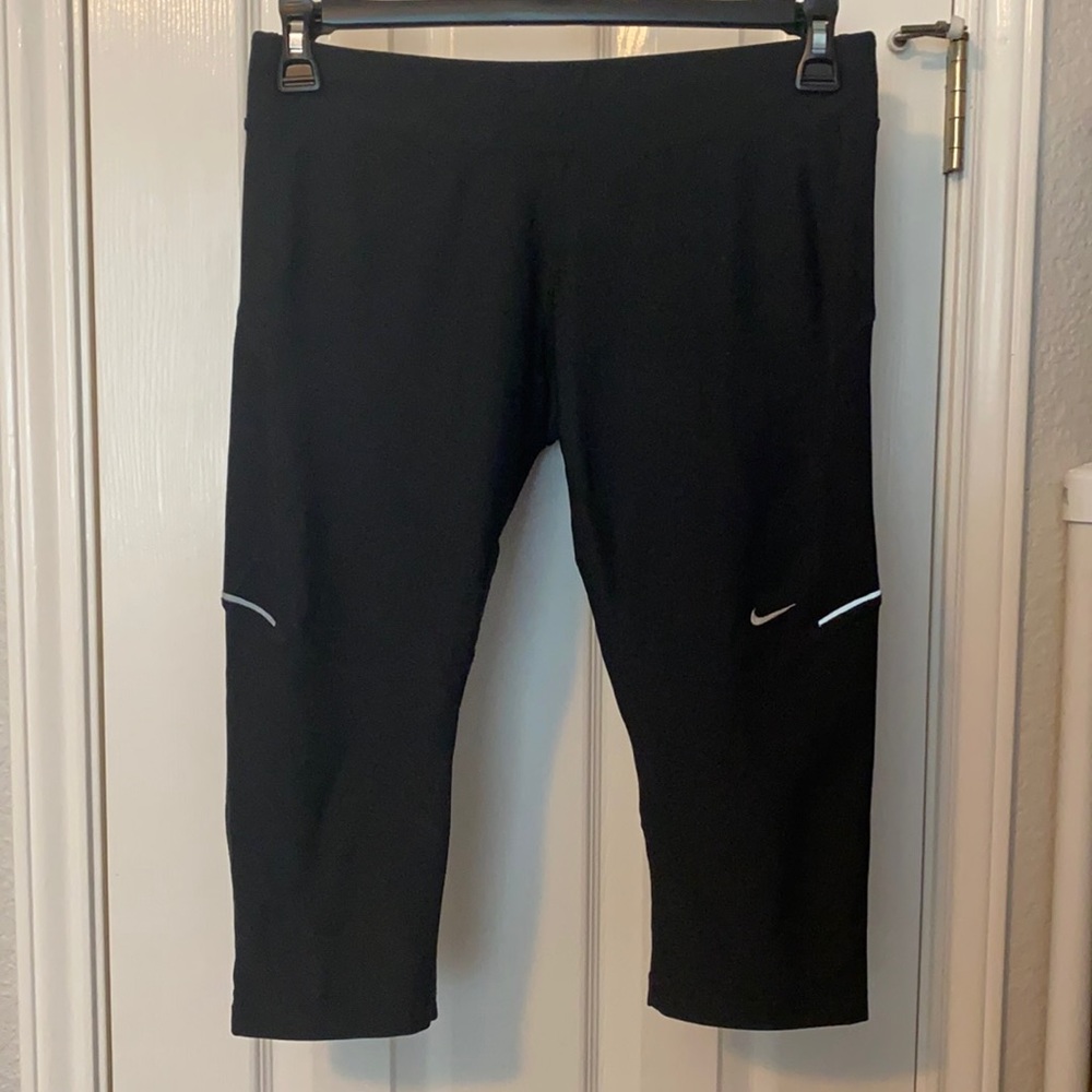 Nike Black Knee Length Running Tights Sz L